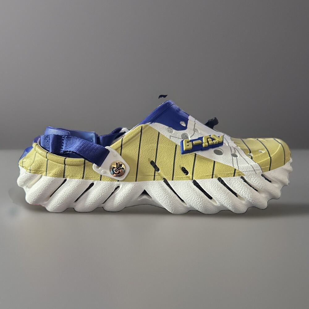 New Men's Size 9 Crocs Echo Clogs Dragon Ball Z Vegeta 211137-90H